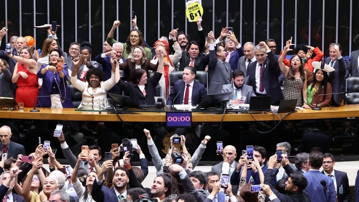 Capa_Fim-da-escala-6x1-as-ameacas-do-Senado-e-das-pegadinhas-escondidas-do-texto-aprovado.jpg